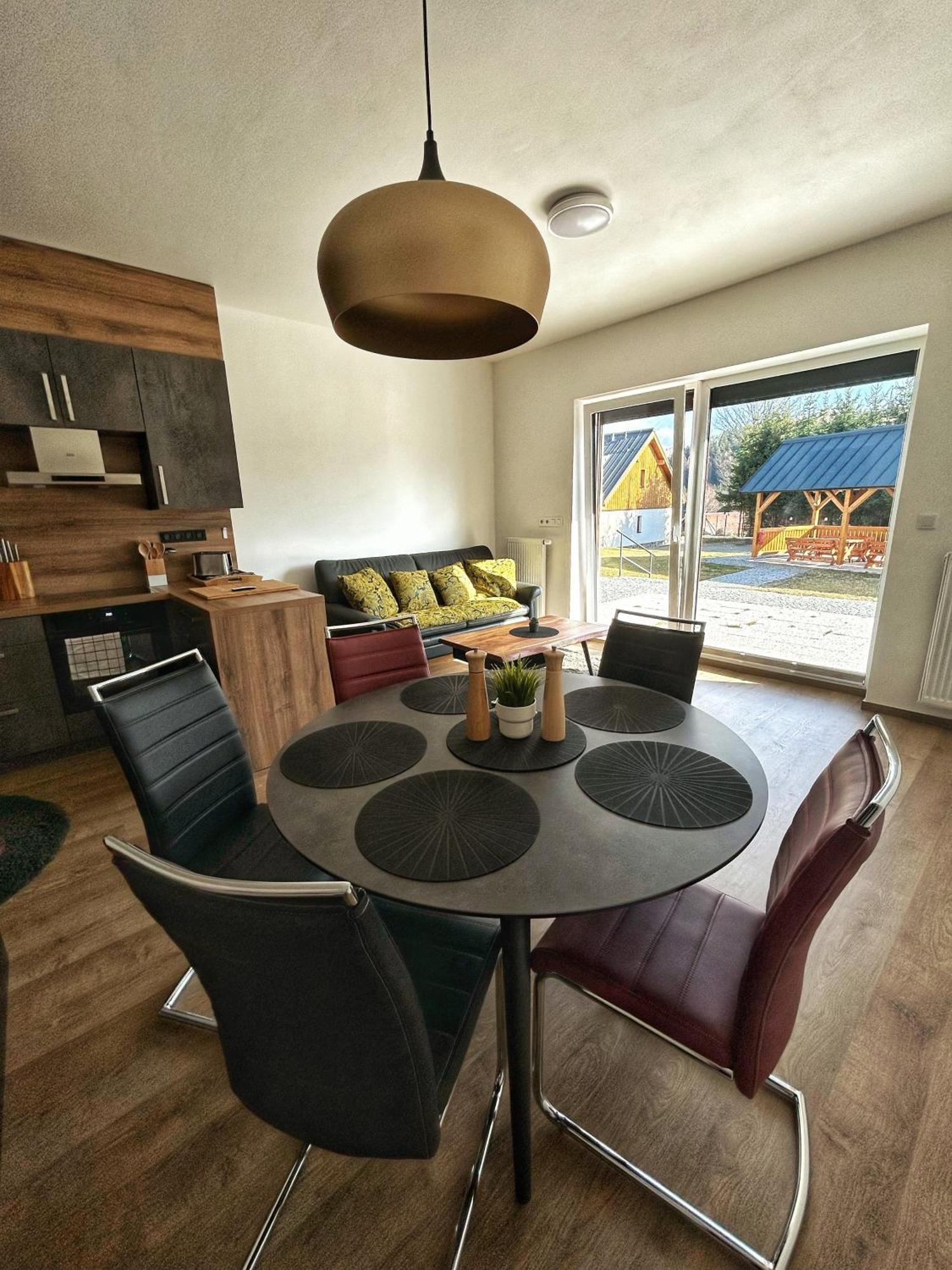 Apartman A3 Kasperky Slunny Moderni Apartman Na Horach カシュペルスケー・ホリ エクステリア 写真