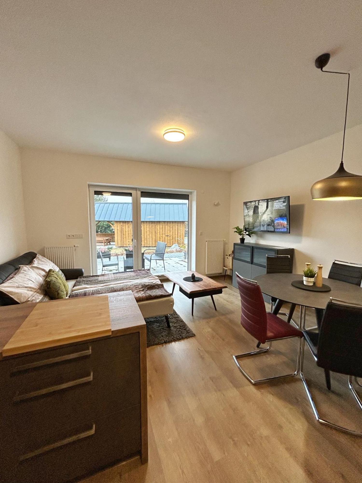 Apartman A3 Kasperky Slunny Moderni Apartman Na Horach カシュペルスケー・ホリ エクステリア 写真